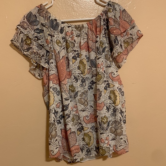 Loft Shimmer Floral Flutter Blouse - Picture 8 of 8